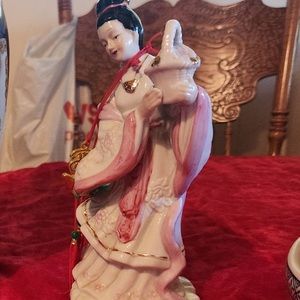 Antique glass statue no longer sold